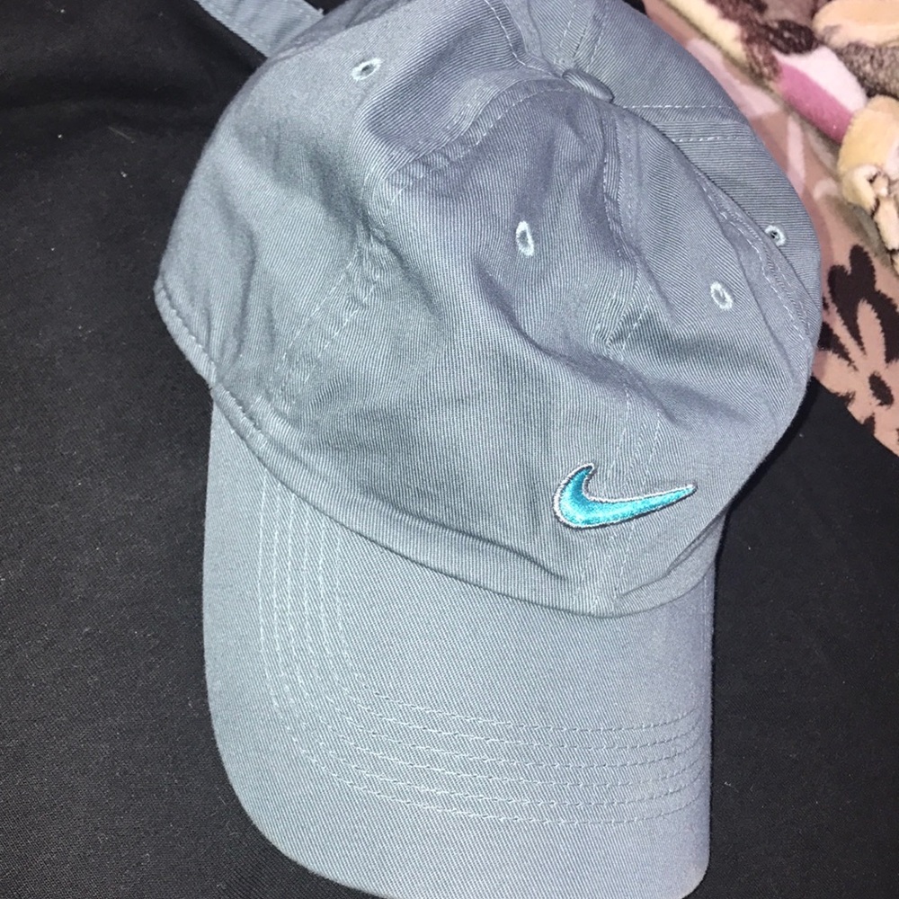 Nike hat for women